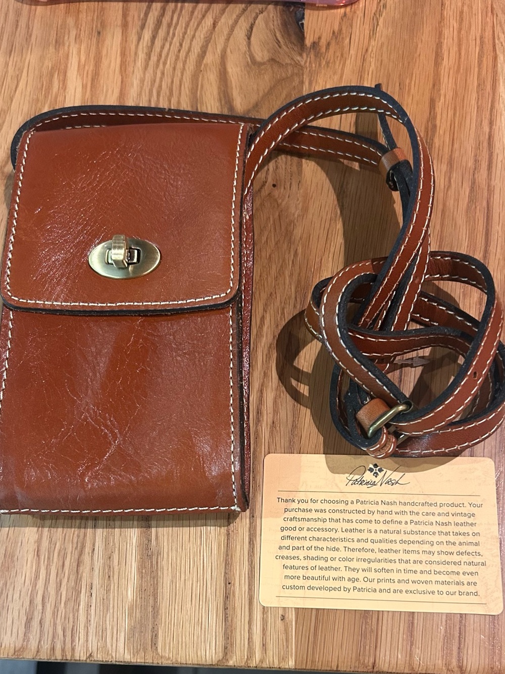 Patricia Nash cognac/tan all Leather Crossbody Bag NWT - Picture 2 of 7